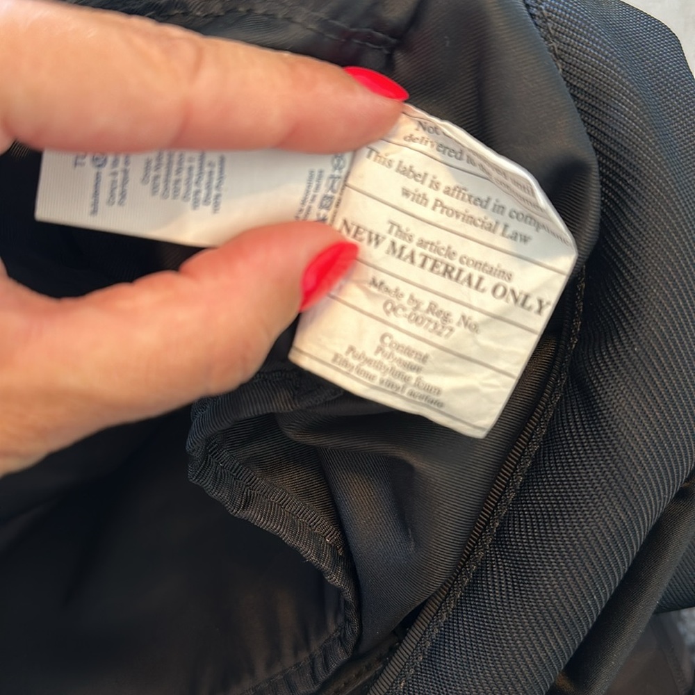 Carry the Day Gym bag by Lululemon. - Picture 15 of 15